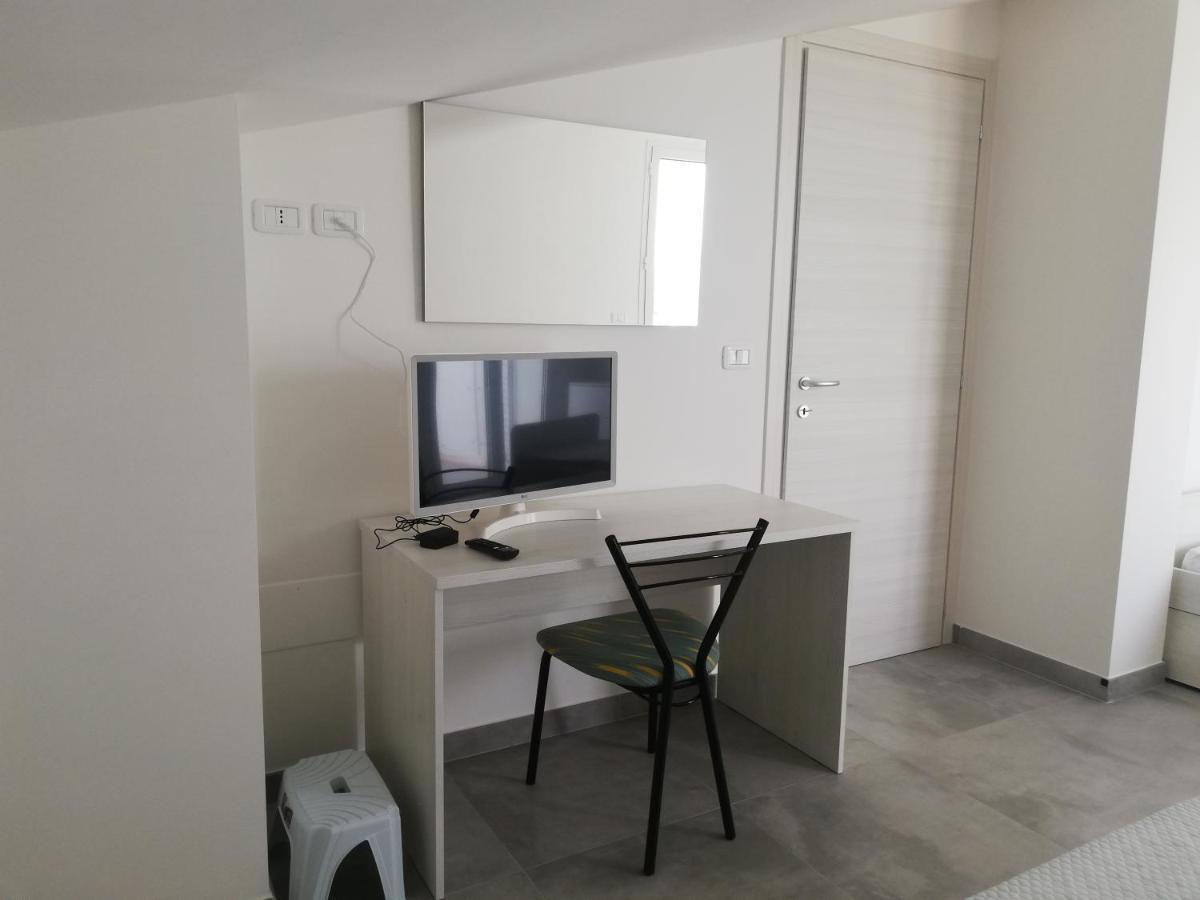 Apartament Attico Fronte Mare Martinsicuro Zewnętrze zdjęcie